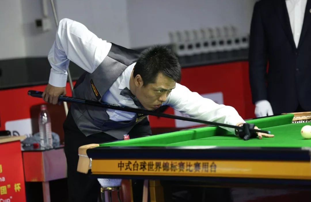 的互动显得 的互动显得